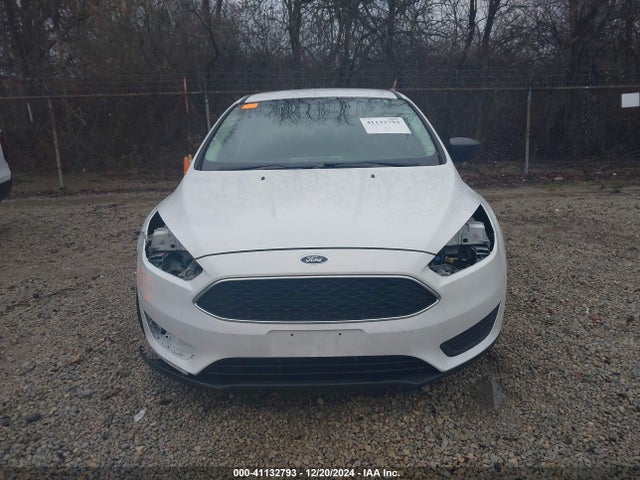 1FADP3E23FL276632 Ford FOCUS S