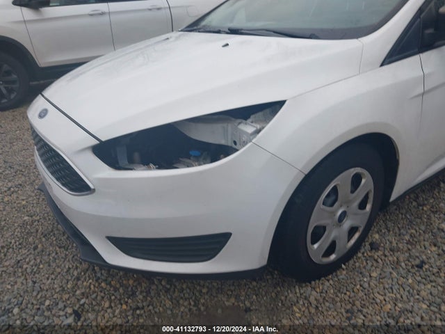 1FADP3E23FL276632 Ford FOCUS S