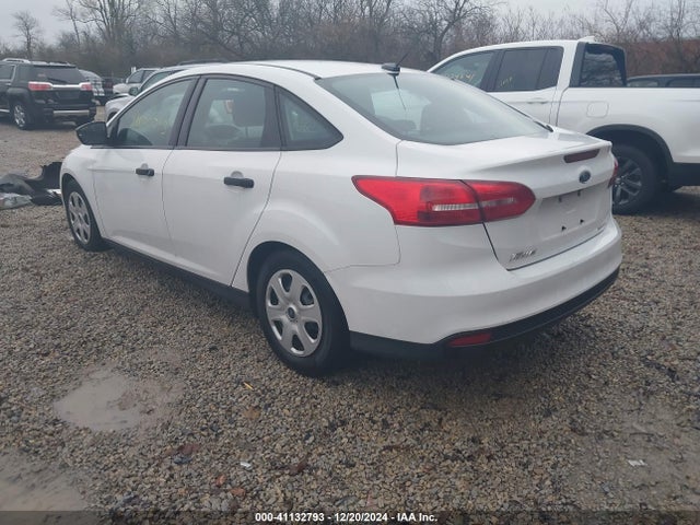 1FADP3E23FL276632 Ford FOCUS S