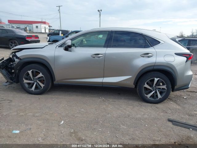 JTJGJRDZ9M2152424 Lexus NX 300H