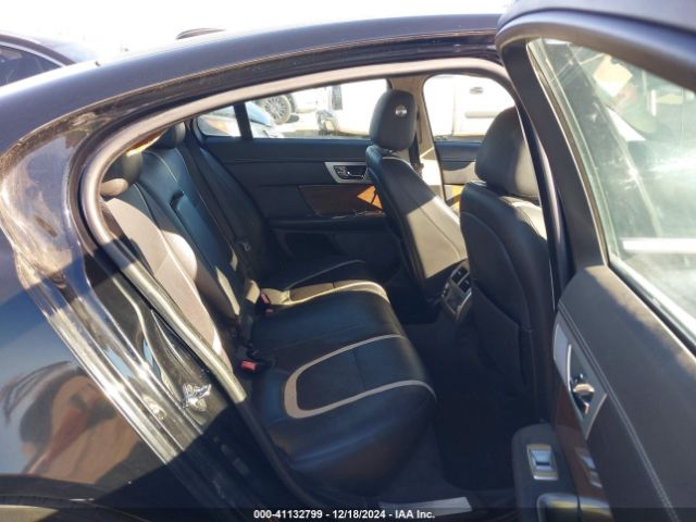 2012 JAGUAR XF SAJWA0HE8CMS54125 Photo 7