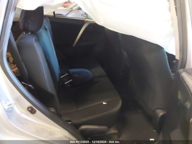 JTMBFREV5JJ251107 Toyota RAV4 LE