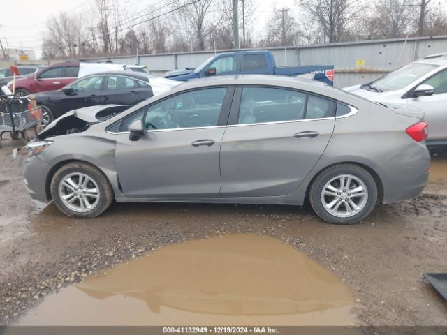 1G1BE5SMXH7148899 Chevrolet Cruze Lt Auto