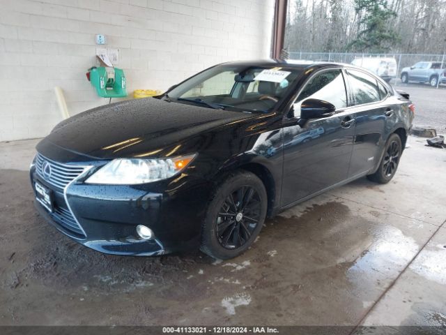 JTHBW1GG2F2084091 Lexus ES 300H