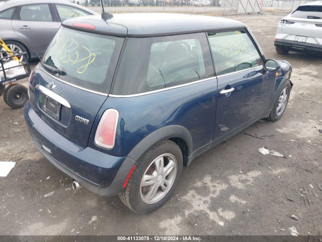 2006 MINI COOPER WMWRC33516TJ76406 Photo 3