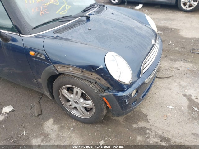 2006 MINI COOPER WMWRC33516TJ76406 Photo 5