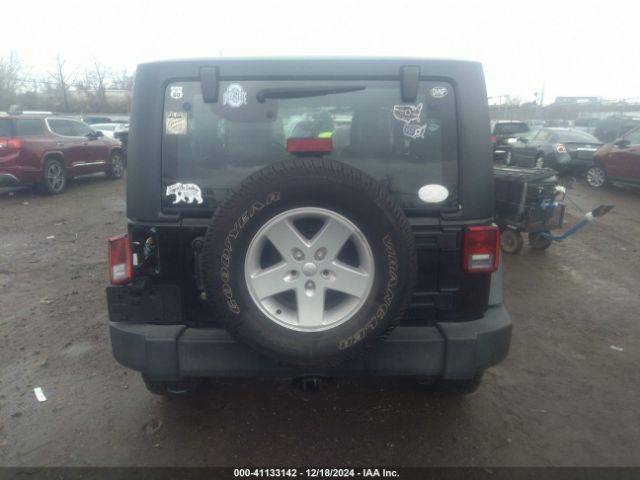 1C4AJWAGXGL103130 Jeep Wrangler Sport