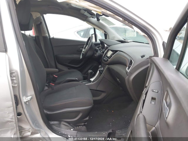 Chevrolet TRAX LS 2018 3GNCJKSB7JL376145 Image 5