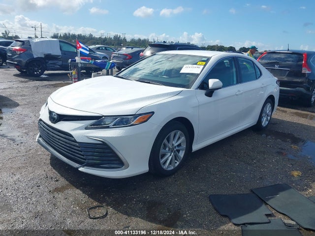 Toyota CAMRY LE 2023 4T1C11AK2PU781621 Image 2