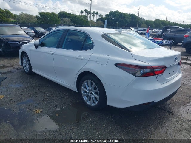 Toyota CAMRY LE 2023 4T1C11AK2PU781621 Image 3