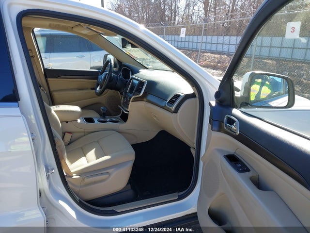 1C4RJEAGXEC274471 Jeep Grand Cherokee Laredo