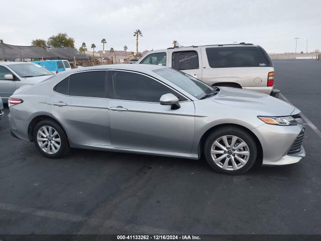 Toyota CAMRY LE 2019 4T1B11HK8KU219653 Image 13