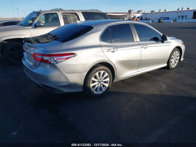 Toyota CAMRY LE 2019 4T1B11HK8KU219653 Image 4