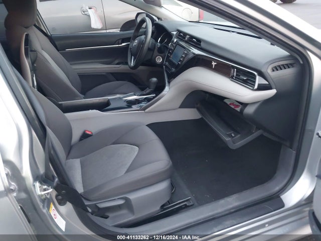 Toyota CAMRY LE 2019 4T1B11HK8KU219653 Image 5