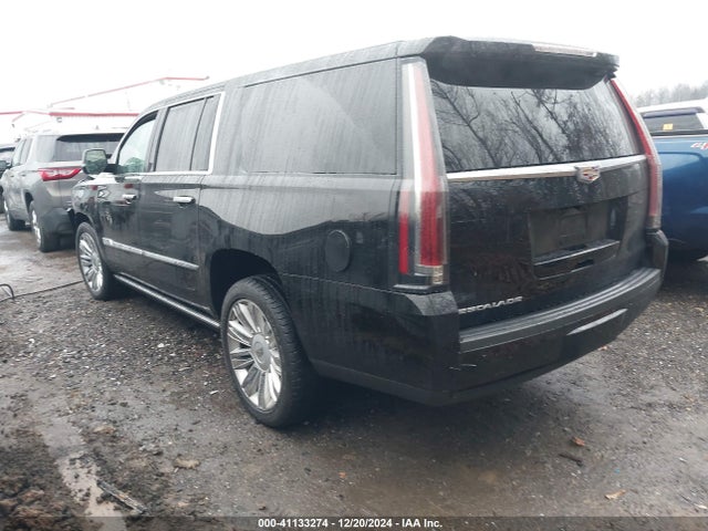 2018 CADILLAC ESCALADE ESV 1GYS4KKJ4JR344128 Photo 2