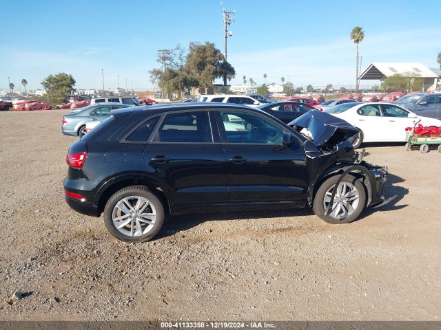 Audi Q3 2.0t Premium 2017 WA1BCCFS8HR014319 Image 13