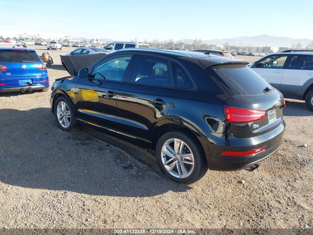 WA1BCCFS8HR014319 Audi Q3 2.0t Premium