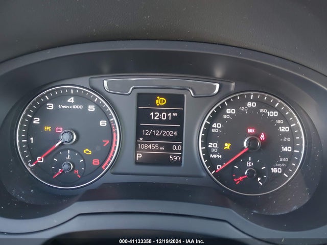 WA1BCCFS8HR014319 Audi Q3 2.0t Premium