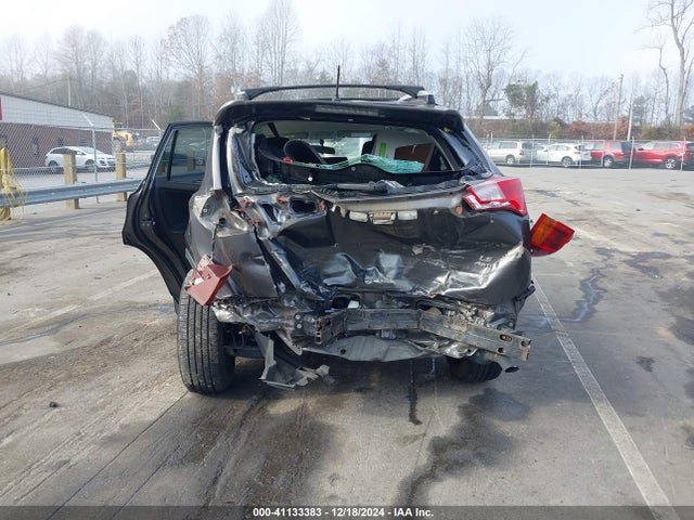 Toyota RAV4 LE 2015 JTMBFREVXFJ041092 Image 16
