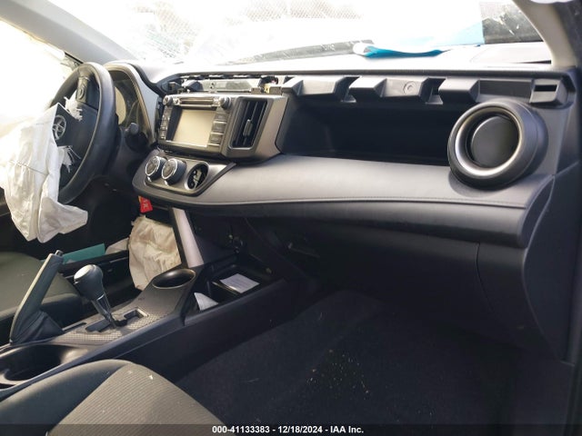 Toyota RAV4 LE 2015 JTMBFREVXFJ041092 Image 5