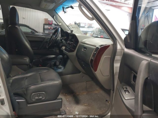 2002 MITSUBISHI MONTERO JA4MW51R32J016033 Photo 4