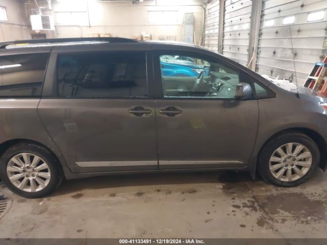 5TDJK3DC9ES071870 Toyota Sienna Le 7 Passenger