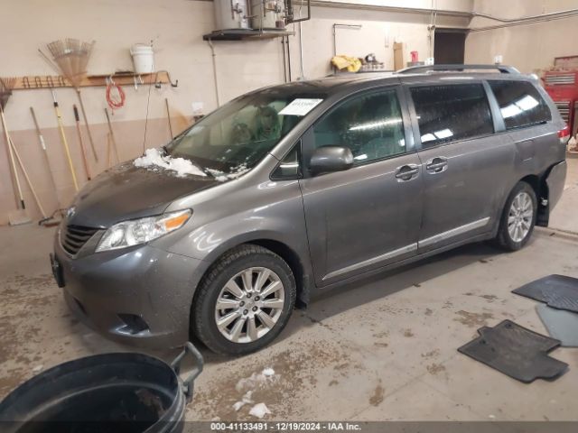 5TDJK3DC9ES071870 Toyota Sienna Le 7 Passenger