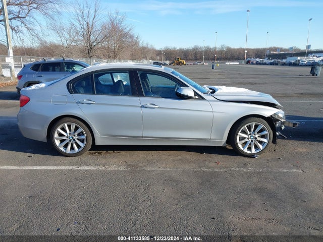 WBA8E5G33HNU42851 BMW 320i Xdrive