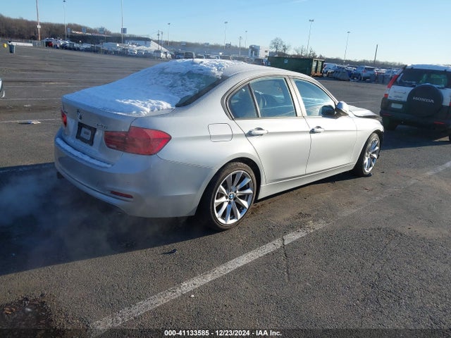 WBA8E5G33HNU42851 BMW 320i Xdrive