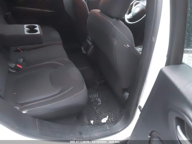 Jeep Cherokee Latitude 2016 1C4PJMCB2GW227875 Image 8