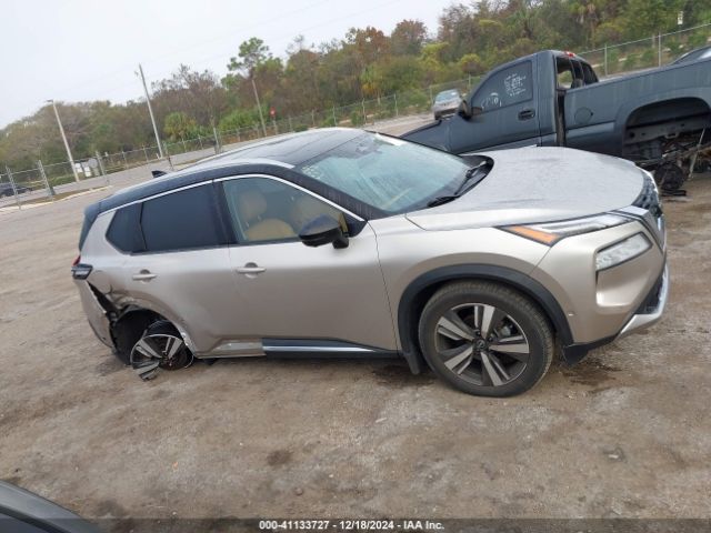JN8BT3DD3NW271058 Nissan Rogue Platinum Intelligent Awd