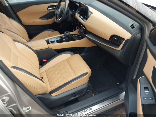 JN8BT3DD3NW271058 Nissan Rogue Platinum Intelligent Awd