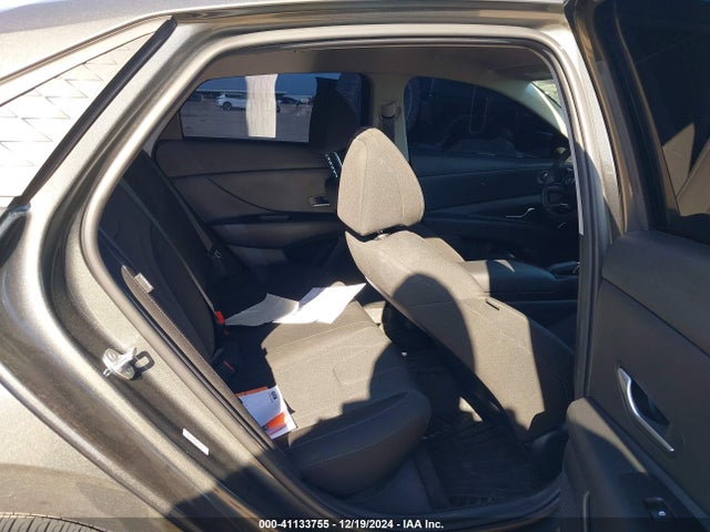 KMHLL4DG0RU818252 Hyundai ELANTRA SE