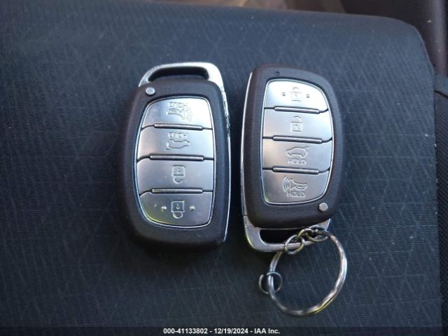 KM8J33A26JU628678 Hyundai Tucson Value