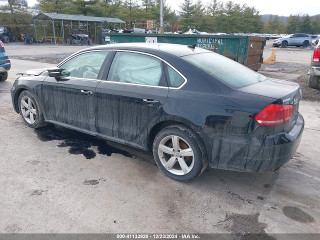 1VWBP7A33EC052232 Volkswagen Passat 2.5l Se