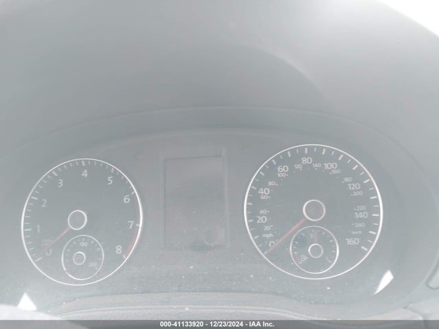 1VWBP7A33EC052232 Volkswagen Passat 2.5l Se