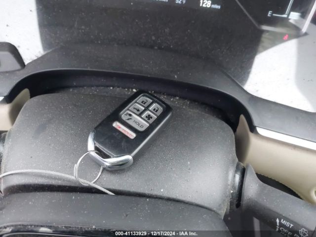 JHMZC5F19JC008317 Honda CLARITY PLUG-IN HYBRID
