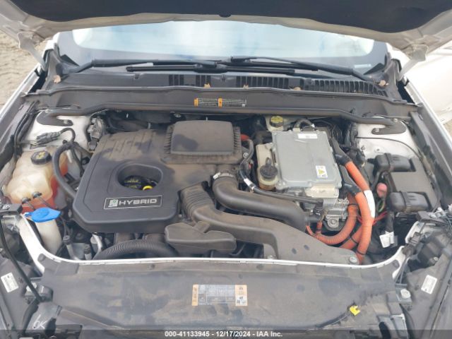 3FA6P0RU6ER211700 Ford Fusion Hybrid Titanium