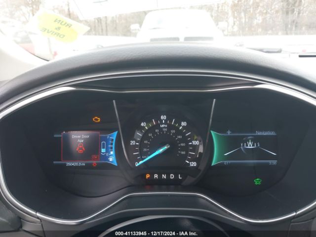 3FA6P0RU6ER211700 Ford Fusion Hybrid Titanium