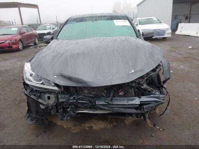 1HGCR3F8XGA033854 Honda Accord Ex-l V-6