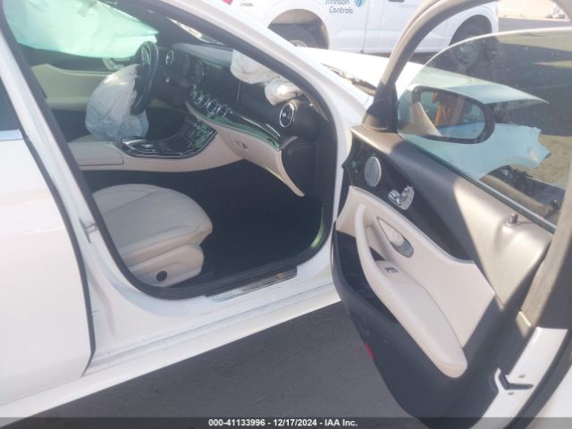 WDDZF4JB8KA616772 Mercedes-Benz E 300