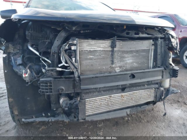 3GNAXUEV0NL136786 Chevrolet Equinox Awd Lt