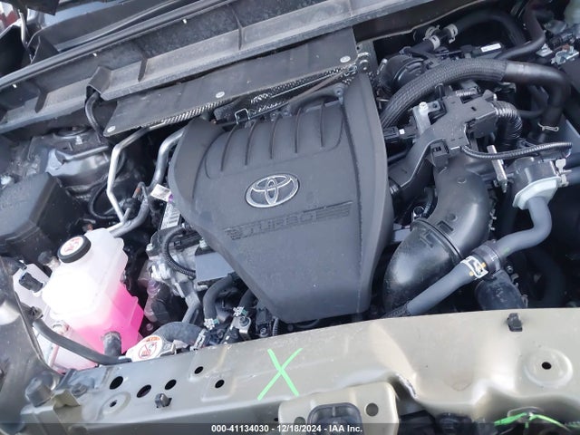 Toyota Highlander Xle 2024 5TDKDRAH0RS051191 Image 10