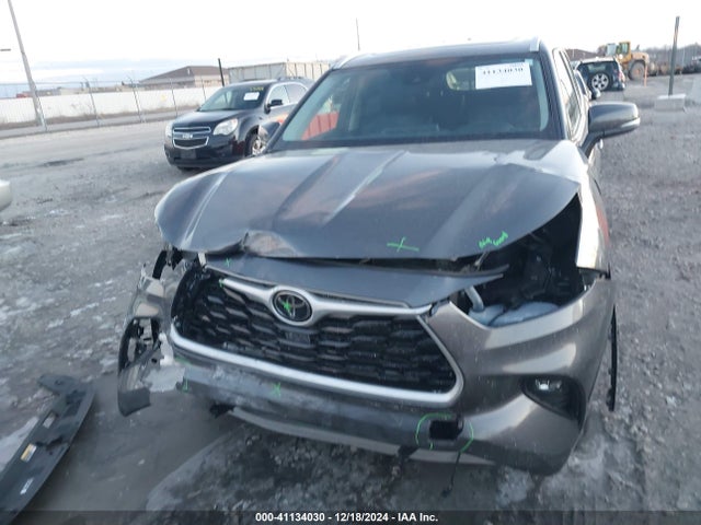 Toyota Highlander Xle 2024 5TDKDRAH0RS051191 Image 13