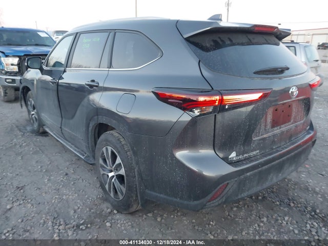 Toyota Highlander Xle 2024 5TDKDRAH0RS051191 Image 3