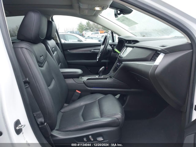 2019 CADILLAC XT5 1GYKNDRS0KZ105717 Photo 4