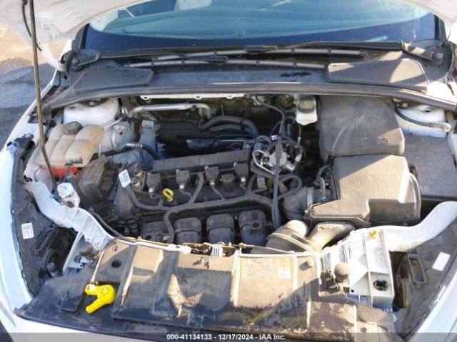 1FADP3E28HL230412 Ford FOCUS S