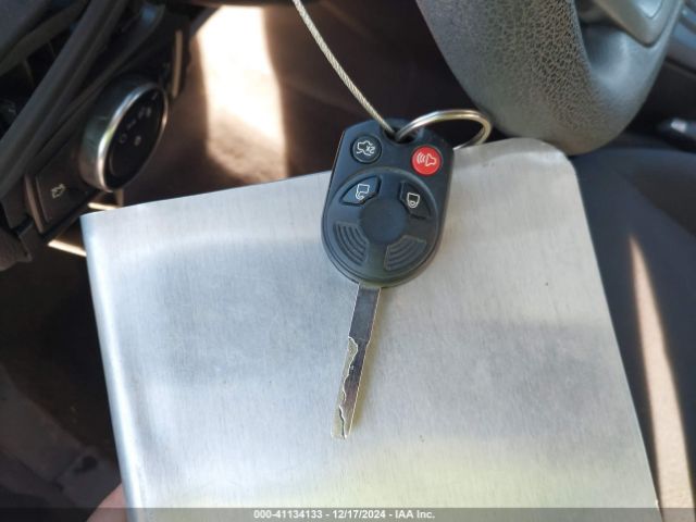 1FADP3E28HL230412 Ford FOCUS S