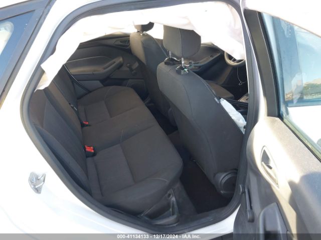 1FADP3E28HL230412 Ford FOCUS S