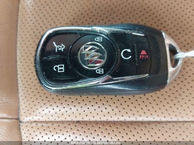 5GAEVAKW8LJ103861 Buick Enclave Awd Essence